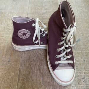 Converse Chuck Taylor All Star Lift 7.5 shoes